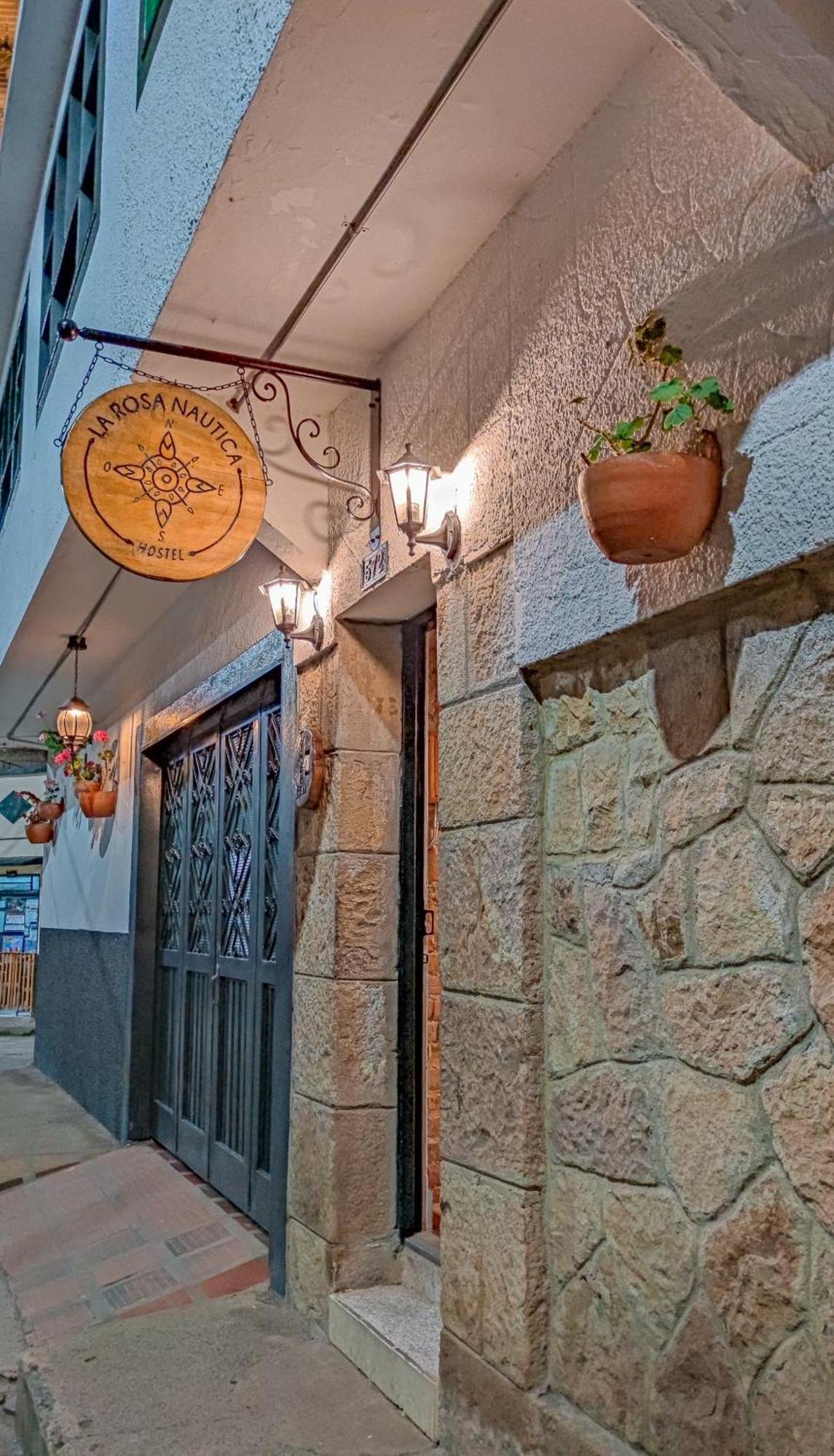 La Rosa Nautica Hostel Guaduas Extérieur photo