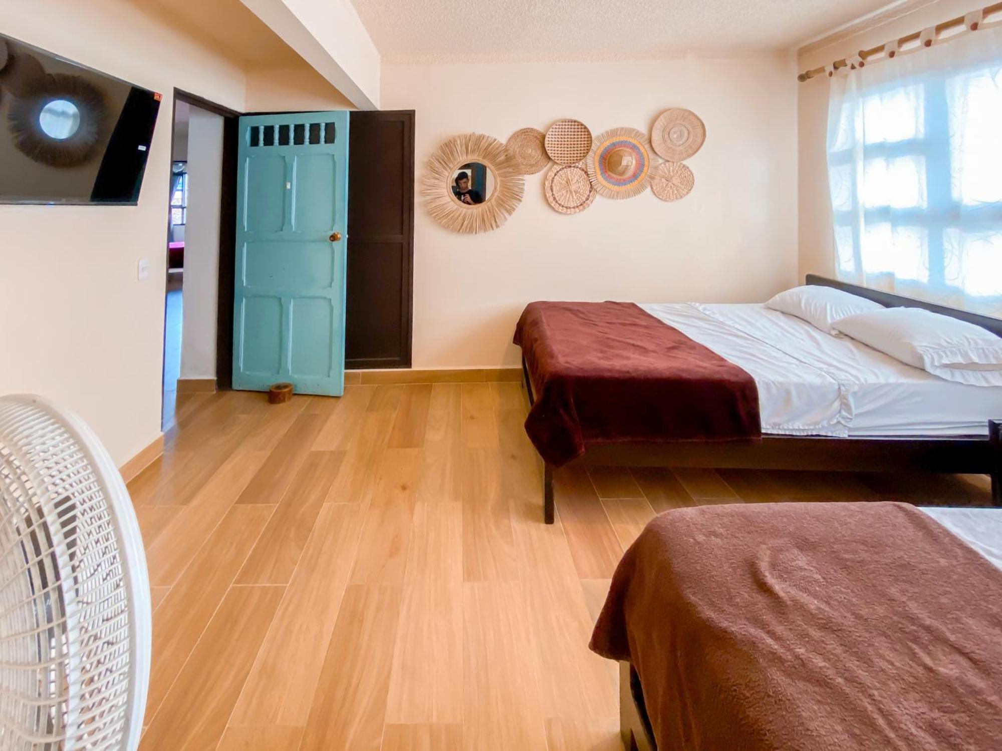 La Rosa Nautica Hostel Guaduas Chambre photo