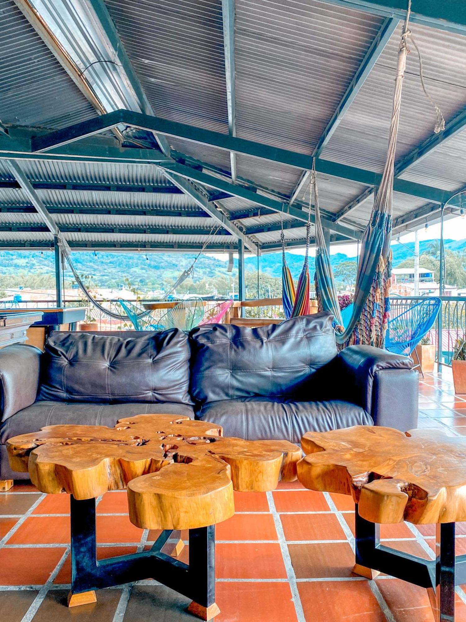 La Rosa Nautica Hostel Guaduas Extérieur photo